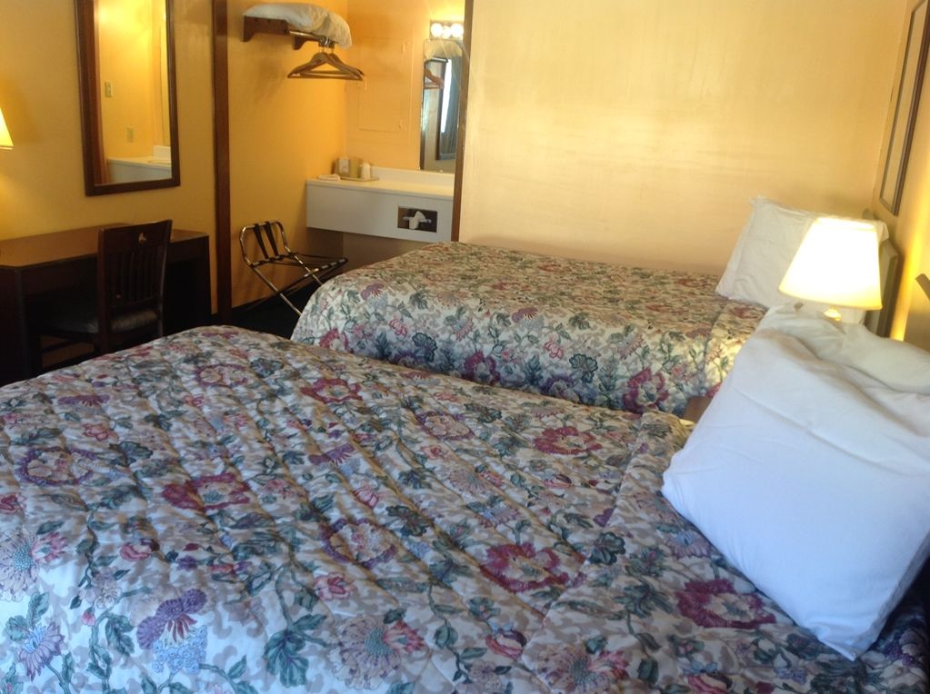 Travelers Lodge Beatrice חדר תמונה